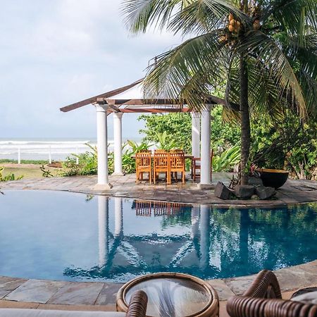 Santi Beach House With Pool & Beach Уелигама Екстериор снимка