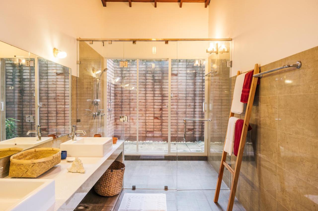 Santi Beach House With Pool & Beach Уелигама Екстериор снимка
